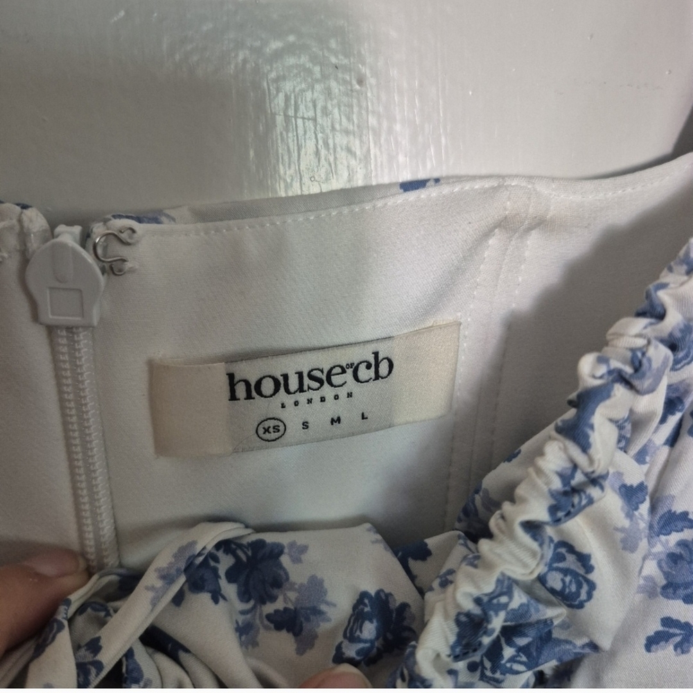 House of CB 'Tallulah' Blue Floral Puff Sleeve Midi Dress - Picture 9 of 11
